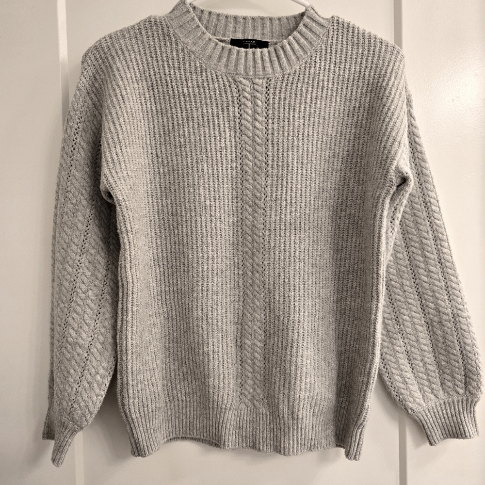 Tahari Grey Sweater XS
